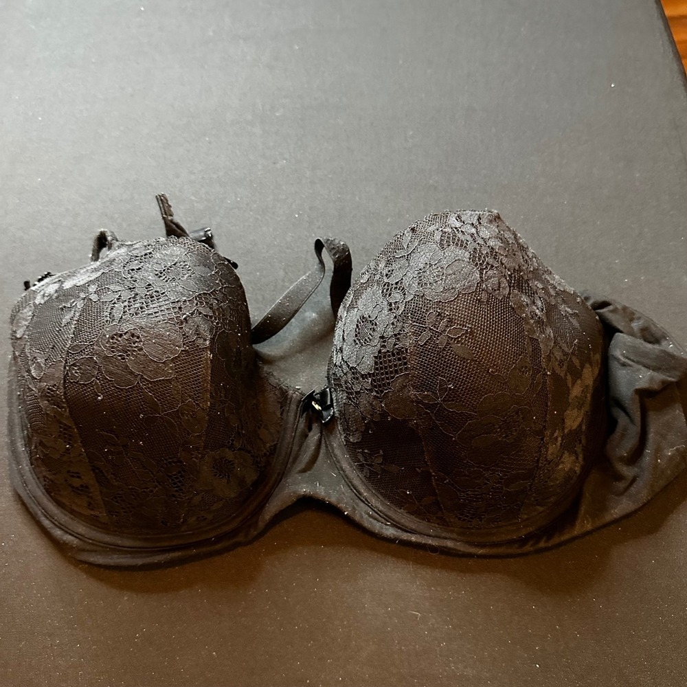 Victorias Secret Body by Victoria Lined Demi Lace Bra Black 38DD